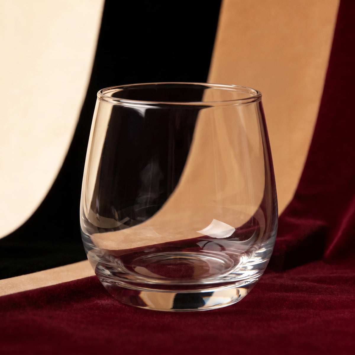 THE TACTILE POUR