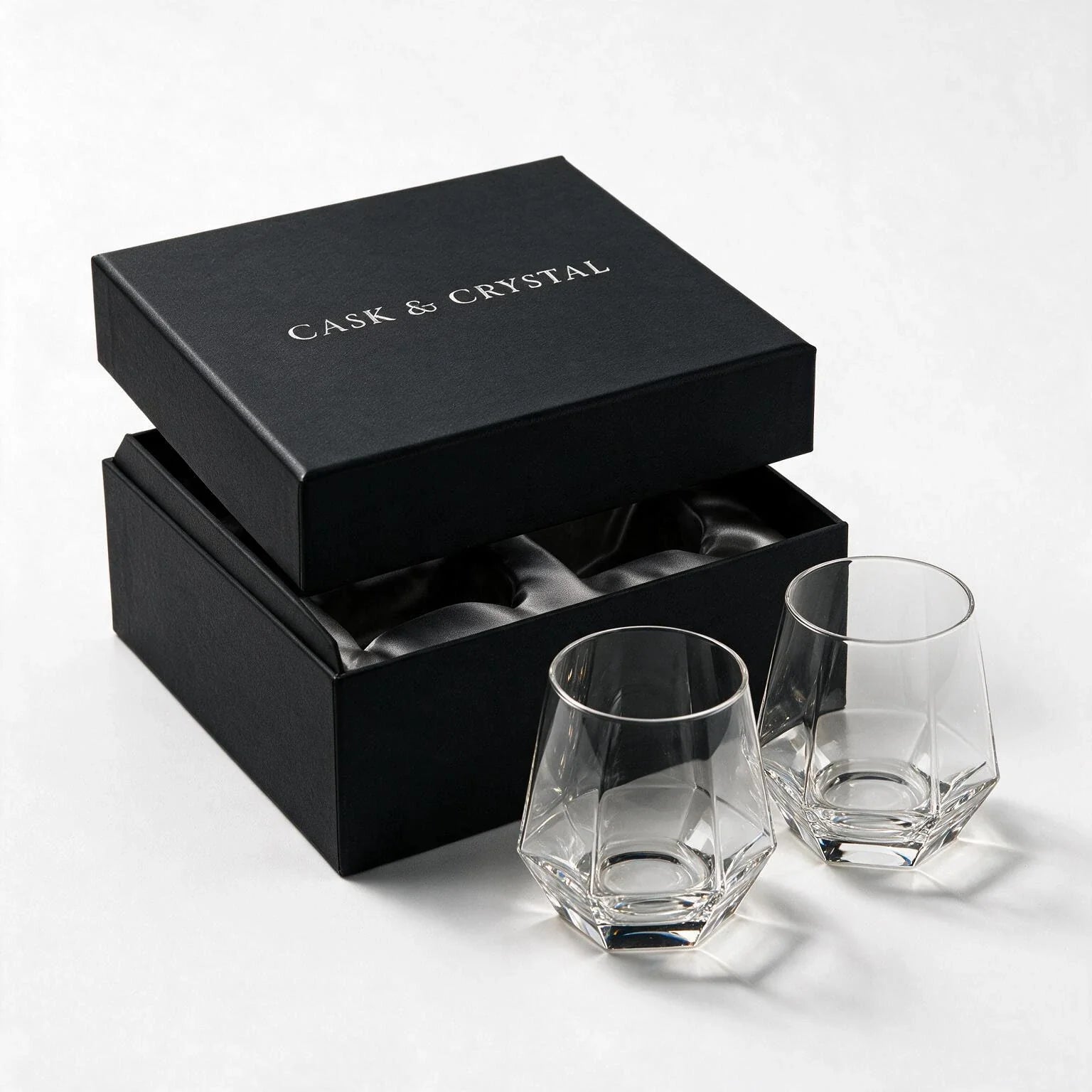 Ridge classic whisky glass featuring deep vertical cuts along the base 6