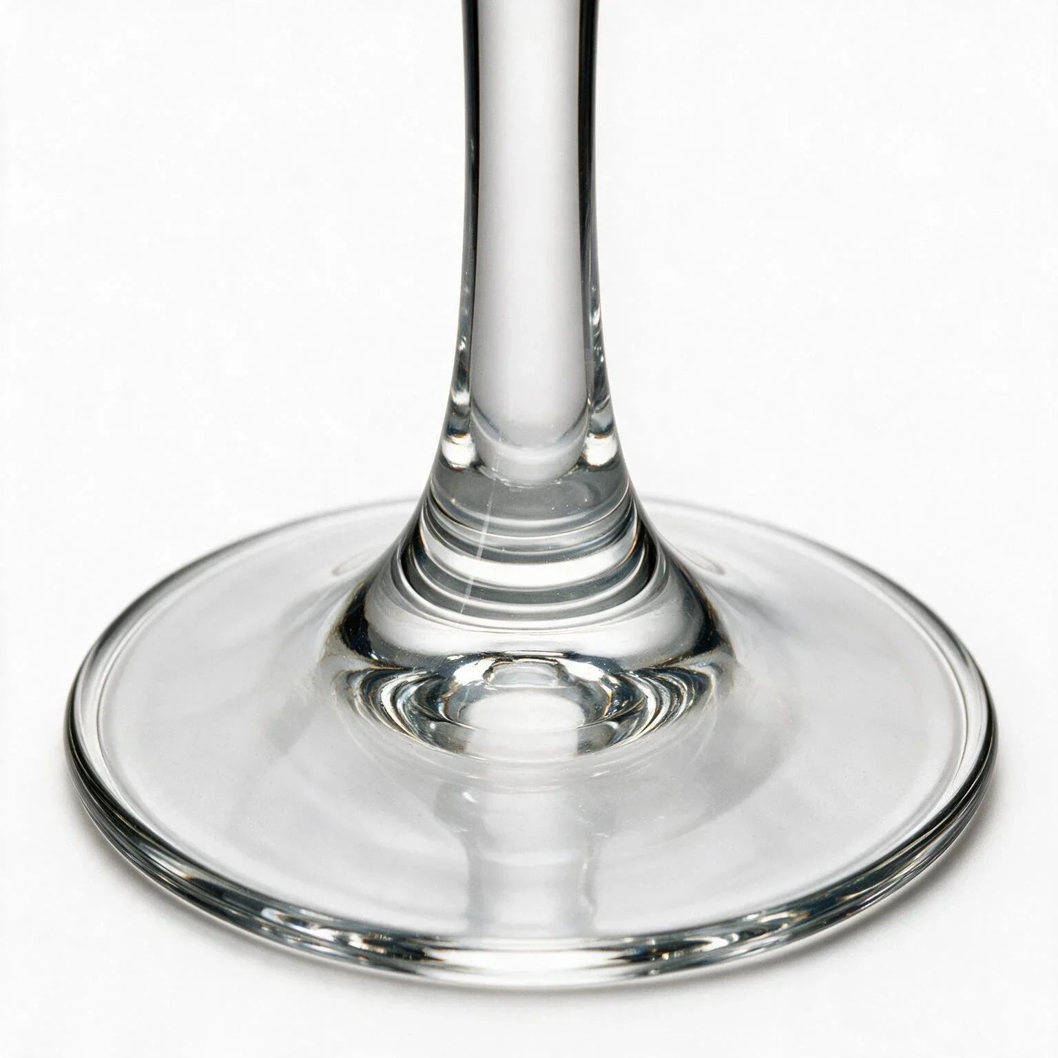 Vesper clear cocktail glass with star cut facets and a classic martini bowl 
