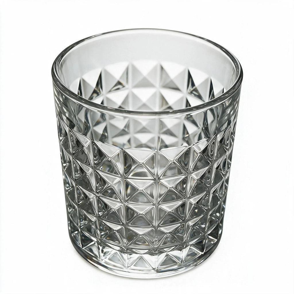 Harlow classic whisky glass with a geometric diamond pattern and flat base3