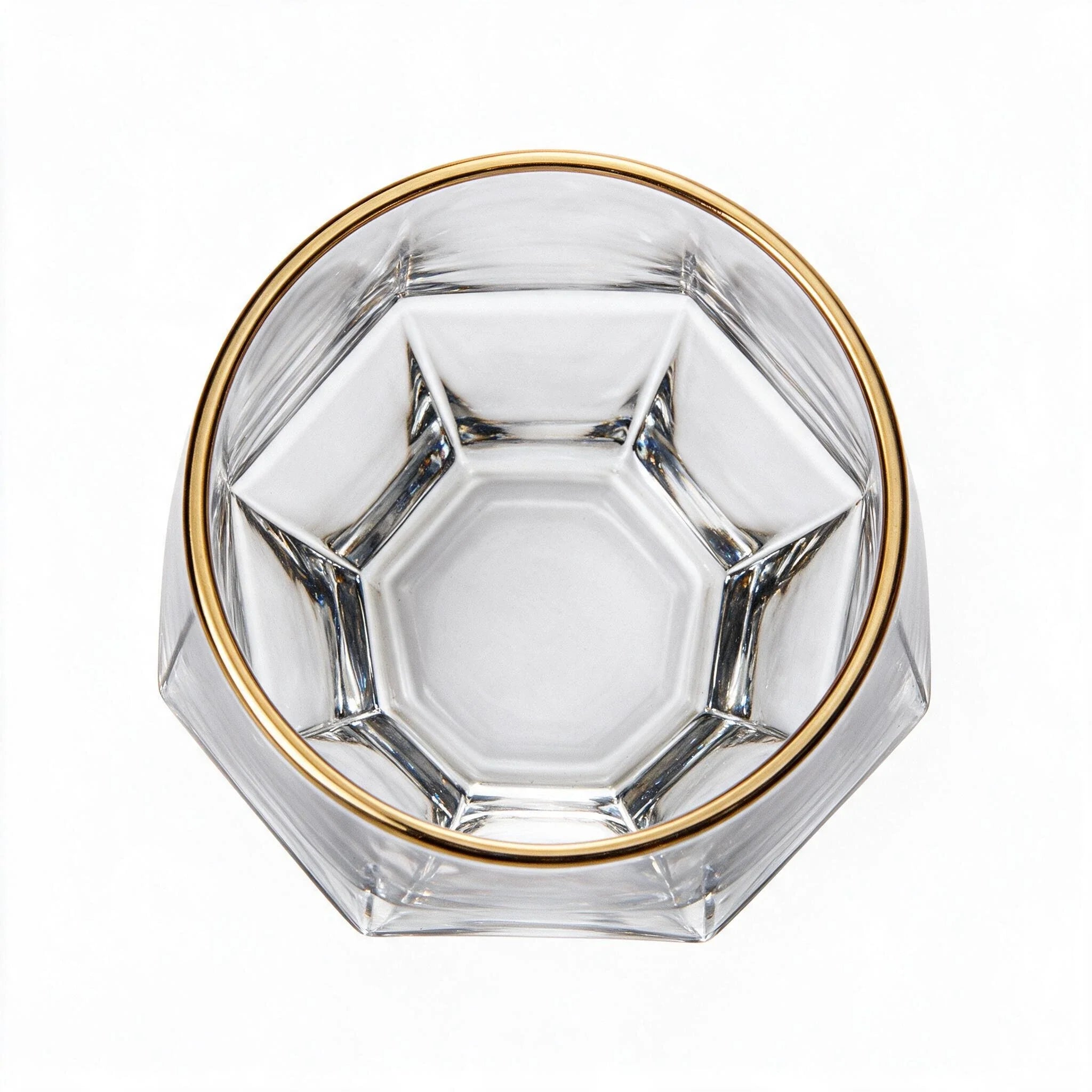 Aura classic whisky glass featuring gentle vertical fluting and a gold rim 3