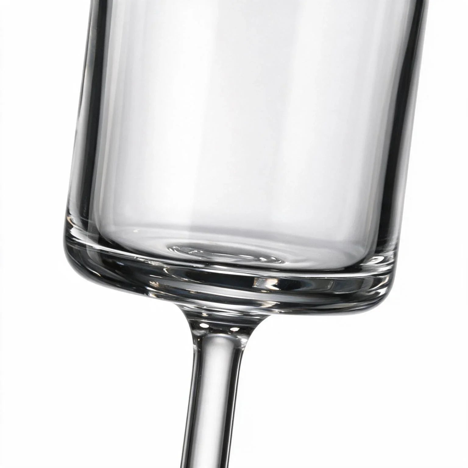 Sloane clear wine glass with a straight cylindrical bowl and slender stem